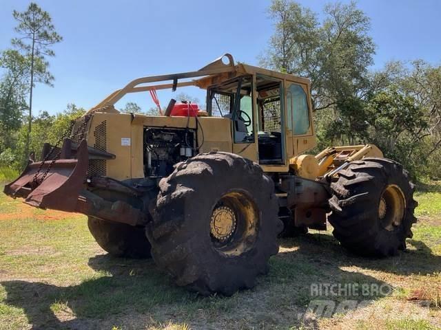 Timberjack 460 Скидери
