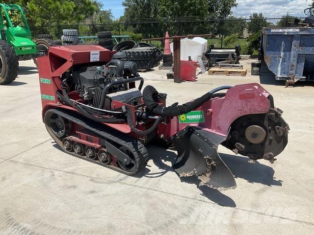 Toro 23214 Мелници за пънове
