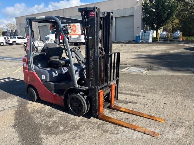 Toyota 8FGCU25 Вилични кари-повдигачи - други