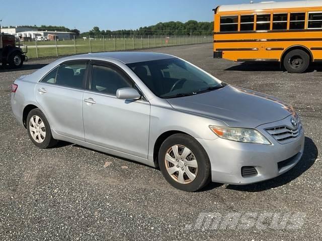 Toyota Camry Коли