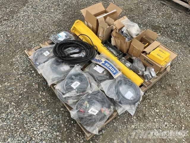 Trimble CB450 Други компоненти