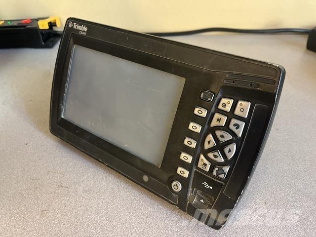 Trimble CB460 Строителство - Други