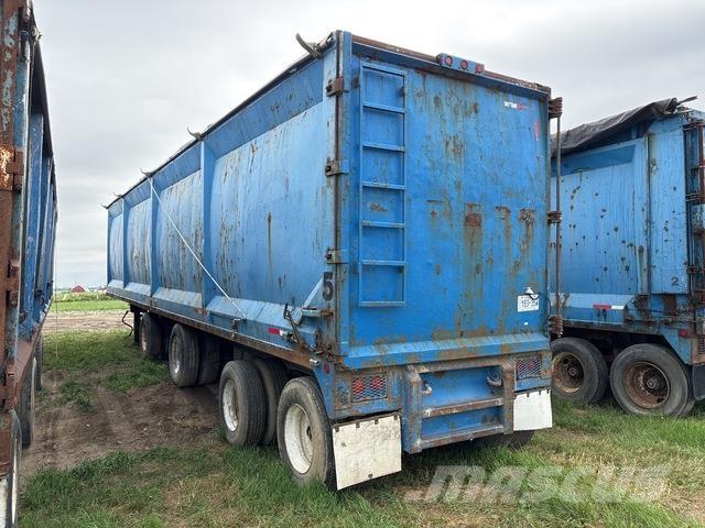 Universal  Полуремаркета с подвижен под
