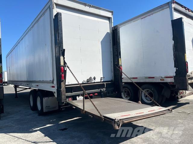 Utility VS2D Ремаркета фургони