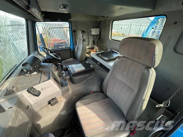 Volvo  Моторизирани платформи с талига