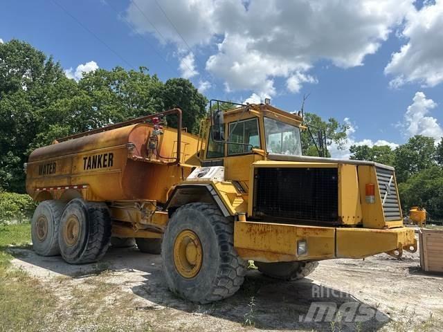 Volvo A35C Цистерни за вода
