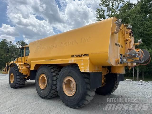 Volvo A40E Цистерни за вода
