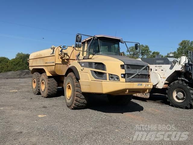 Volvo A40G Цистерни за вода
