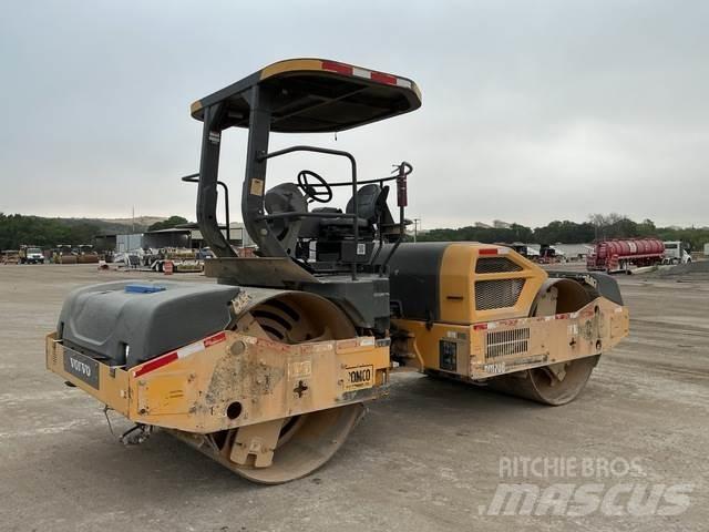 Volvo DD120B Двойни барабанни ролки
