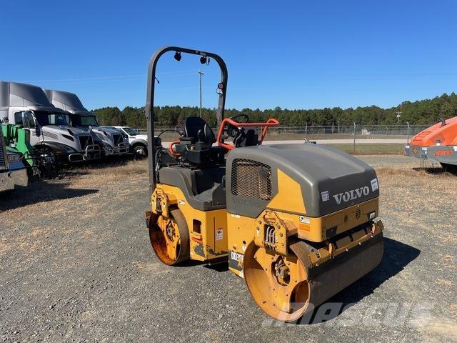 Volvo DD35B Двойни барабанни ролки
