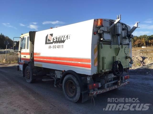 Volvo FL611 Камиони за почистване