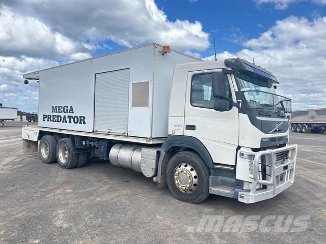 Volvo FM11 Комби / вакуум камиони
