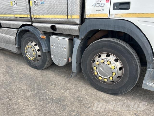 Volvo FM11 Комби / вакуум камиони
