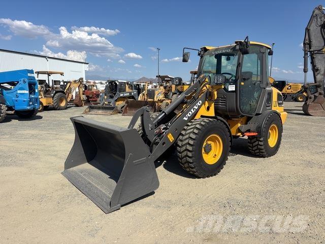 Volvo JL20H Колесни товарачи