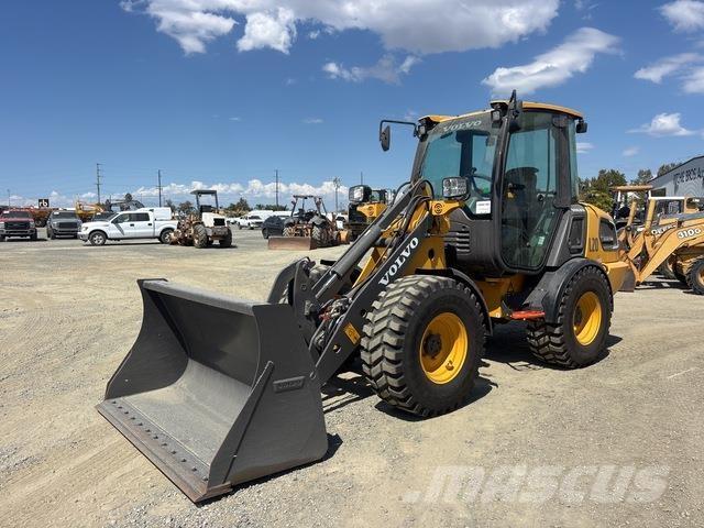 Volvo JL20H Колесни товарачи