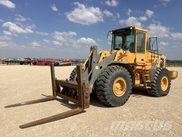 Volvo L110E Колесни товарачи
