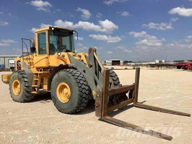 Volvo L110E Колесни товарачи