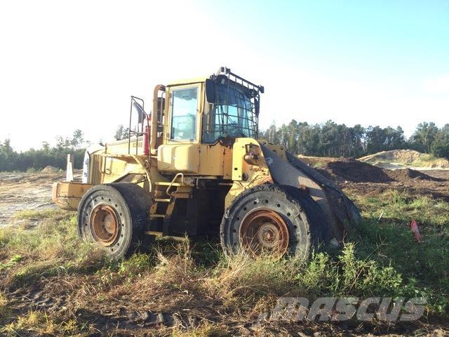 Volvo L120E Колесни товарачи
