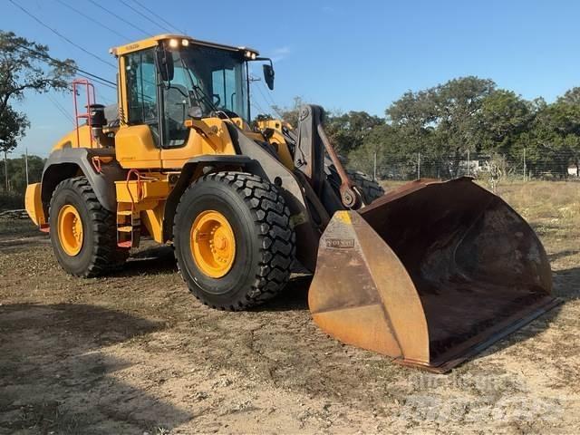 Volvo L120H Колесни товарачи