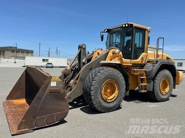 Volvo L120H Колесни товарачи