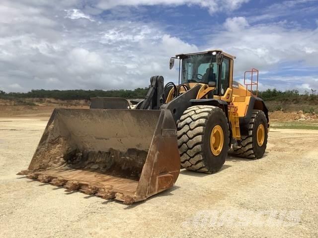Volvo L220H Колесни товарачи