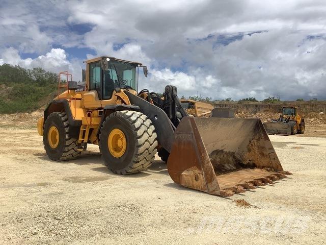 Volvo L220H Колесни товарачи