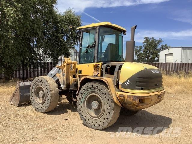 Volvo L45TP Колесни товарачи