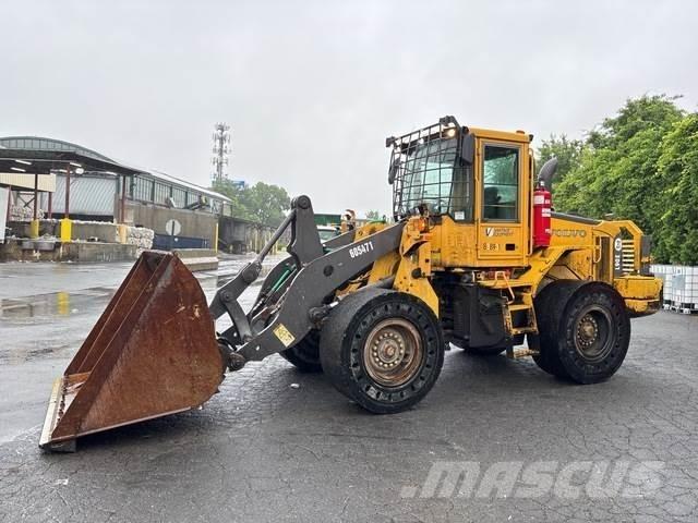 Volvo L90E Колесни товарачи