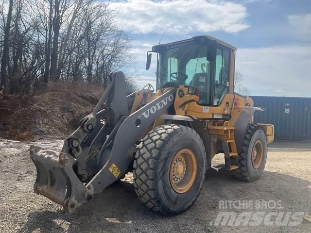 Volvo L90F Колесни товарачи