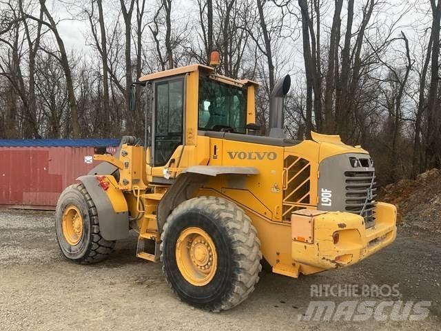 Volvo L90F Колесни товарачи