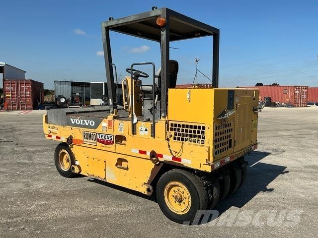 Volvo PT125 Пневматични гумени  ролки
