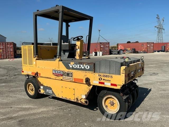 Volvo PT125 Пневматични гумени  ролки
