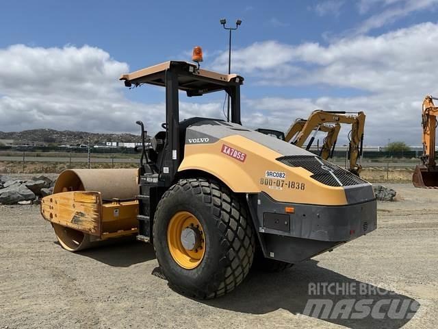 Volvo SD115 Еднобарабанни ролки
