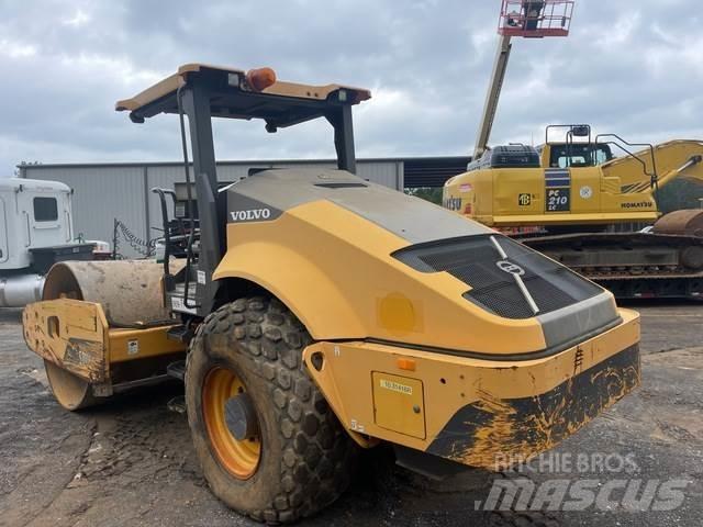 Volvo SD115B Еднобарабанни ролки
