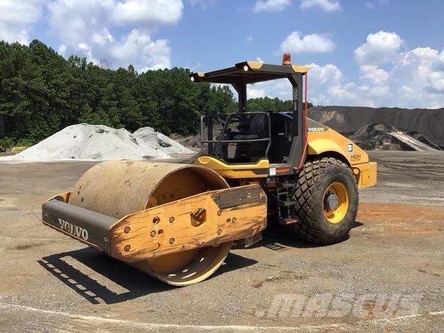 Volvo SD115B Еднобарабанни ролки
