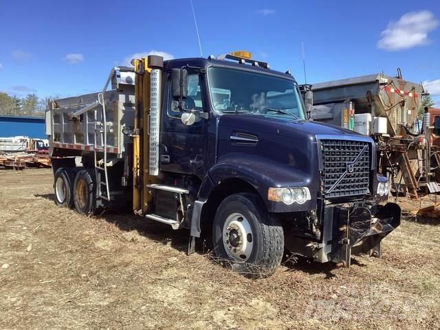 Volvo VHD Самосвал