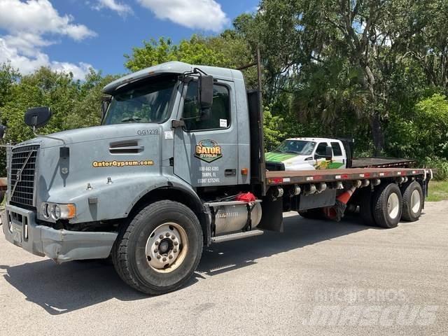 Volvo VHD Бордови