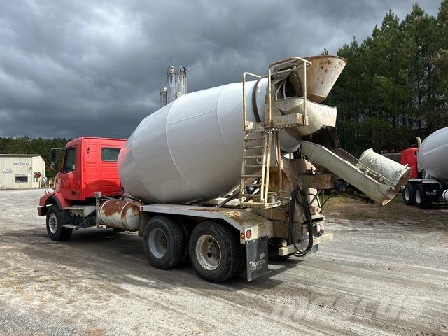 Volvo VHD64B Други