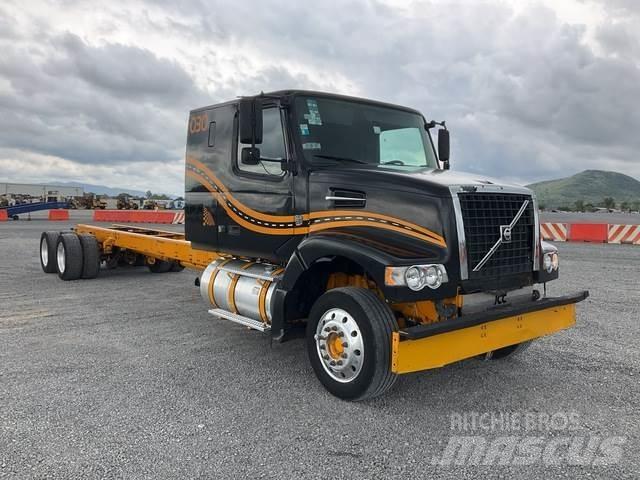 Volvo VHD64F Кабини