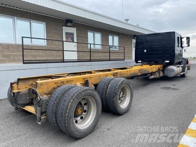Volvo VHD64F Кабини