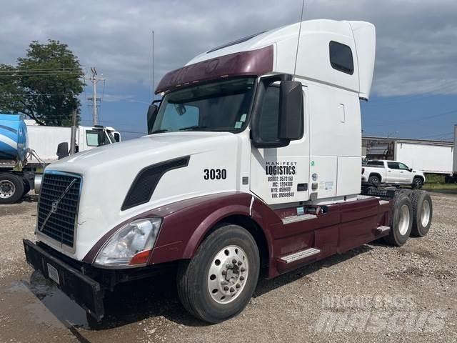 Volvo VNL Влекачи