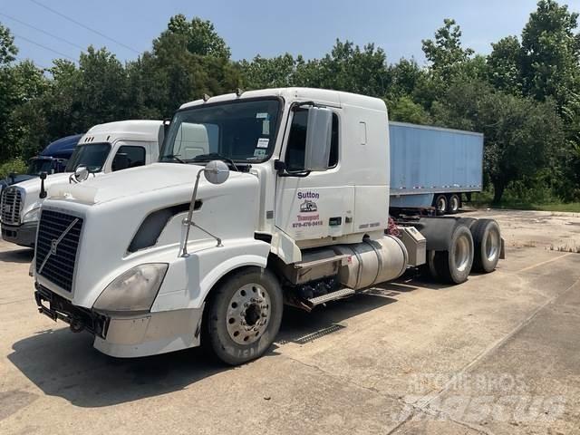 Volvo VNL Влекачи