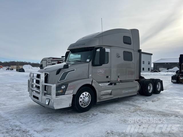 Volvo VNL Влекачи