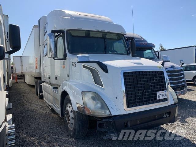 Volvo VNL Влекачи