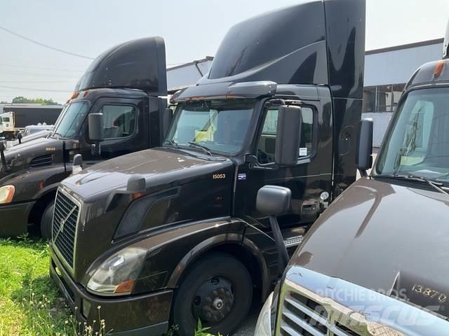 Volvo VNL Влекачи