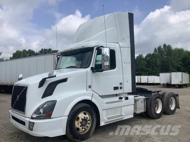 Volvo VNL Влекачи