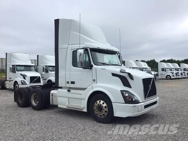 Volvo VNL Влекачи