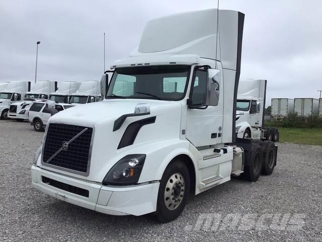 Volvo VNL Влекачи