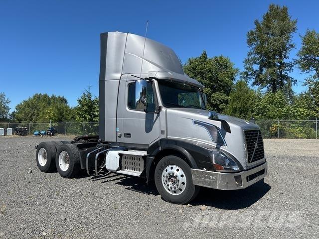 Volvo VNL Влекачи