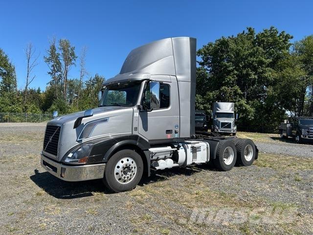 Volvo VNL Влекачи